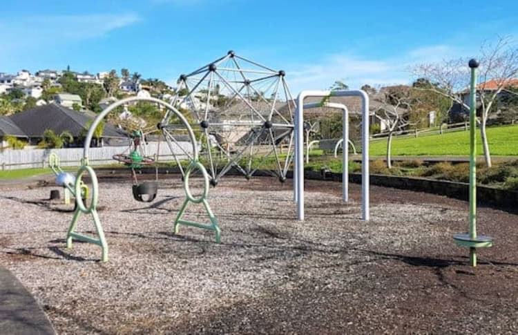 Arkles Bay Playground